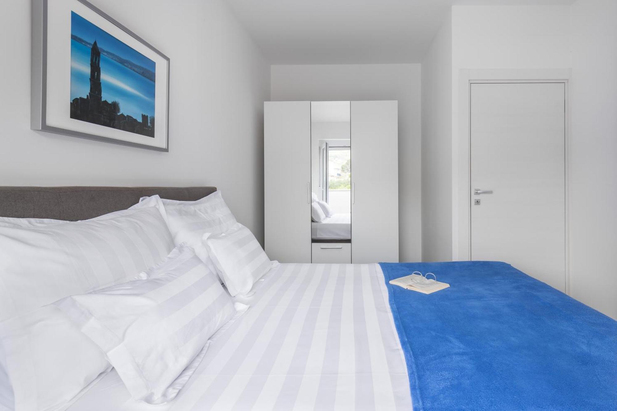 Apartments Villa Salona Sky Phòng bức ảnh
