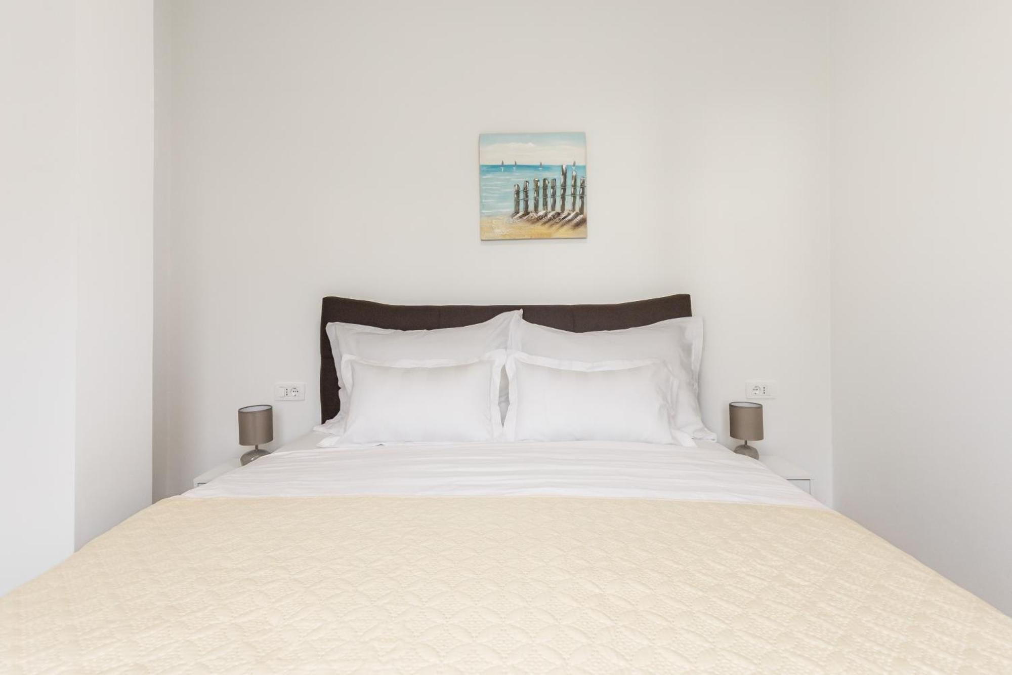 Apartments Villa Salona Sky Phòng bức ảnh